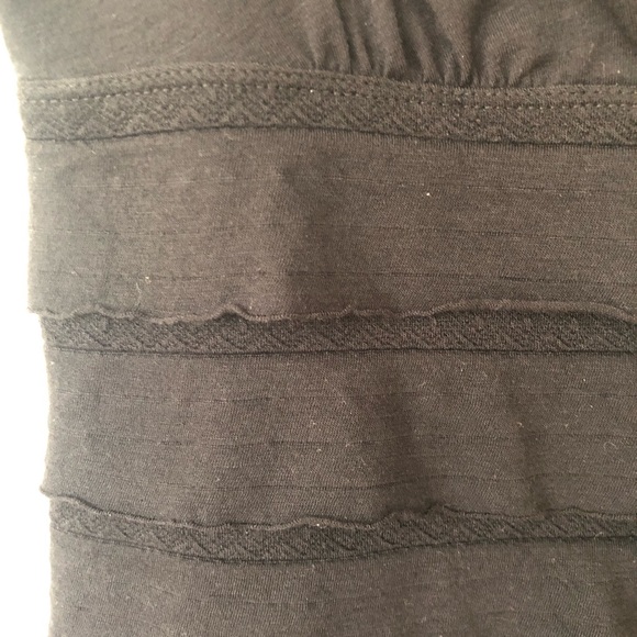 Studio M by Max Studio Sleeveless V-Neck Top - Picture 5 of 9
